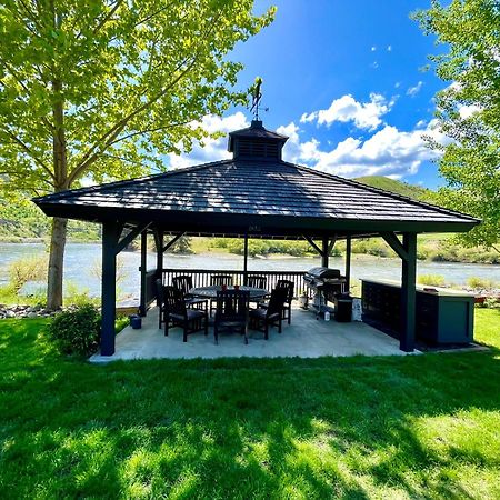 Steelhead Lodge Lucile Esterno foto