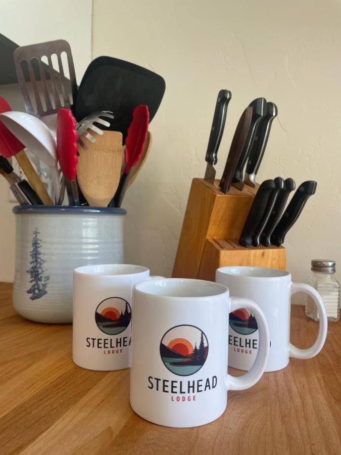 Steelhead Lodge Lucile Esterno foto